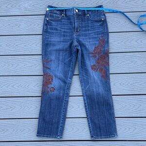 WHBM Size 8 Mid-rise Straight-leg Floral Embroidered Women's Jeans